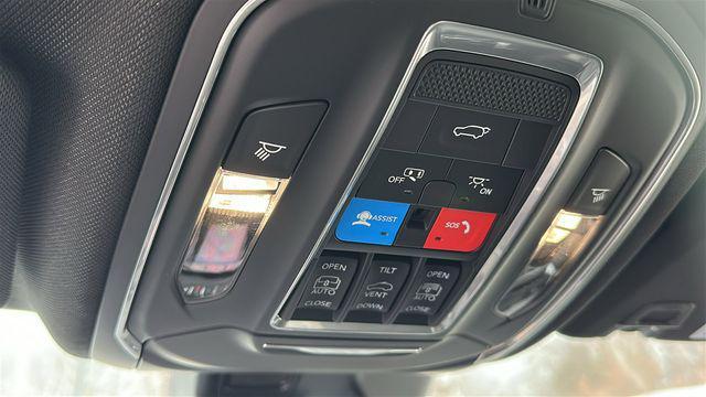 new 2026 Jeep Grand Cherokee car, priced at $49,389