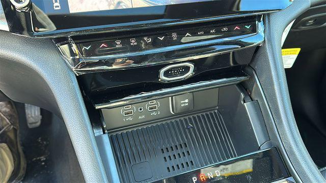 new 2026 Jeep Grand Cherokee car, priced at $52,089