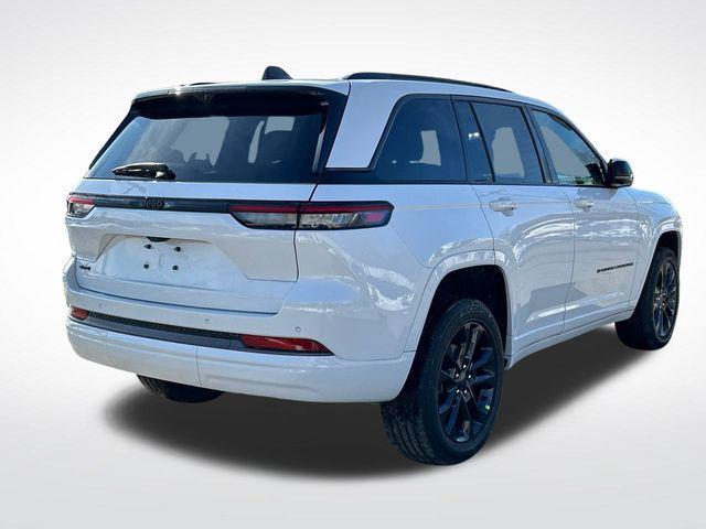 new 2026 Jeep Grand Cherokee car, priced at $50,016