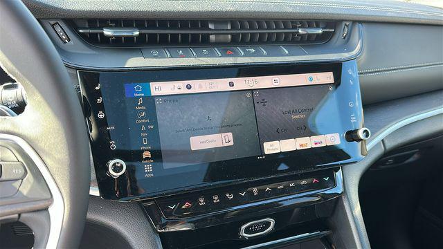 new 2026 Jeep Grand Cherokee car, priced at $50,016