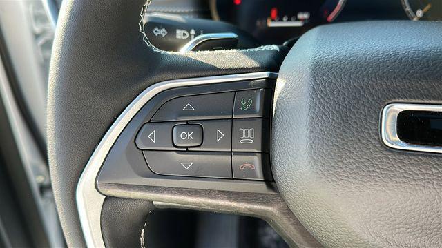 new 2026 Jeep Grand Cherokee car, priced at $50,016