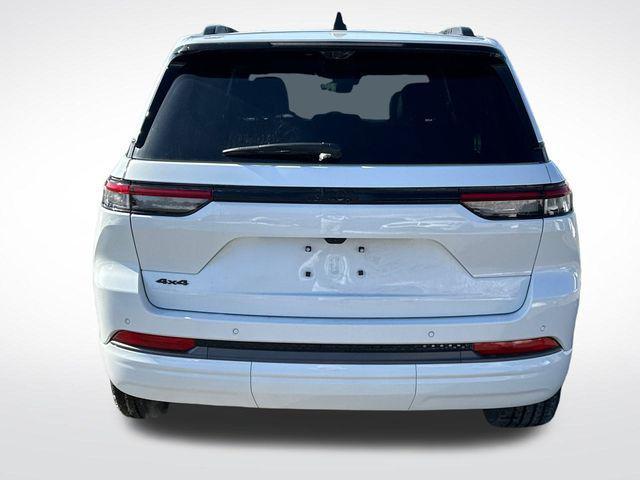 new 2026 Jeep Grand Cherokee car, priced at $50,016