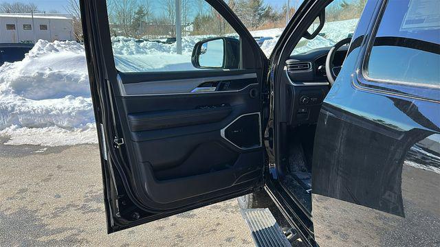new 2026 Jeep Grand Wagoneer car, priced at $73,478