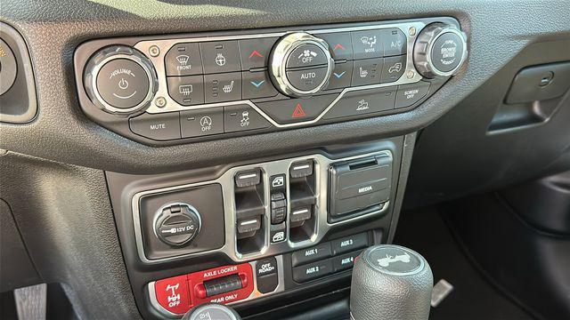 new 2026 Jeep Wrangler car, priced at $51,969