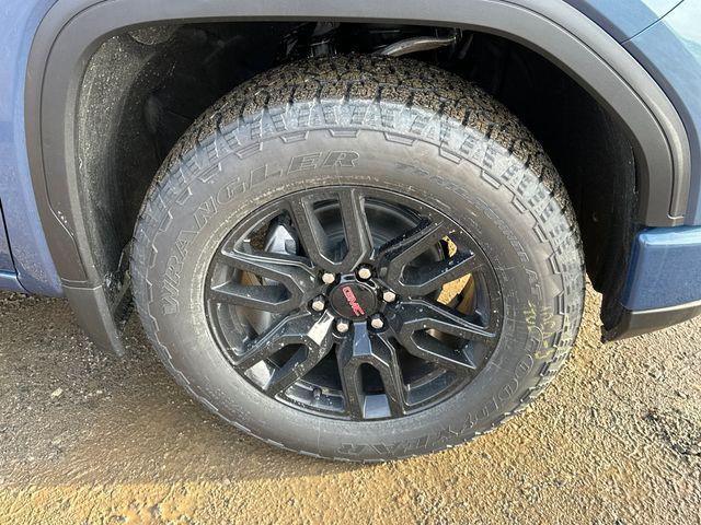 new 2026 GMC Sierra 1500 car, priced at $57,930