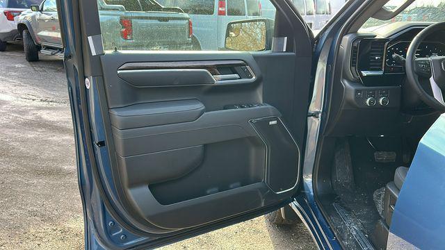 new 2026 GMC Sierra 1500 car, priced at $57,930