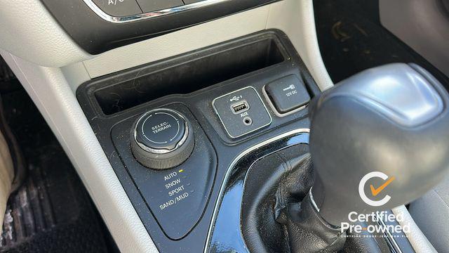 used 2019 Jeep Cherokee car, priced at $20,995