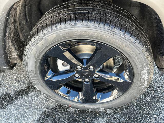 new 2026 Jeep Grand Cherokee car, priced at $46,389