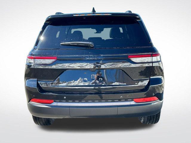 new 2026 Jeep Grand Cherokee car, priced at $46,389