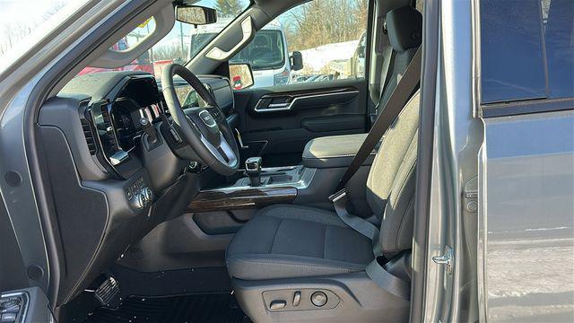 new 2026 GMC Sierra 1500 car, priced at $58,045