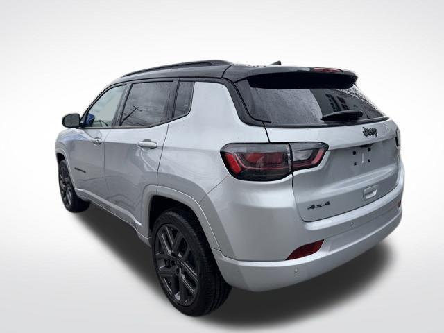 used 2025 Jeep Compass car, priced at $29,276