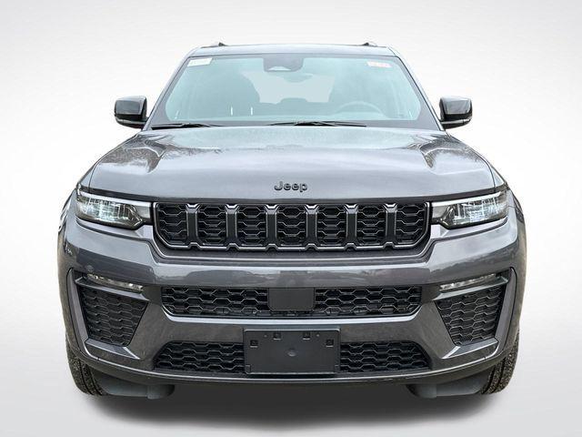 new 2026 Jeep Grand Cherokee car, priced at $45,300