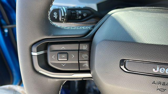 new 2026 Jeep Cherokee car, priced at $44,040