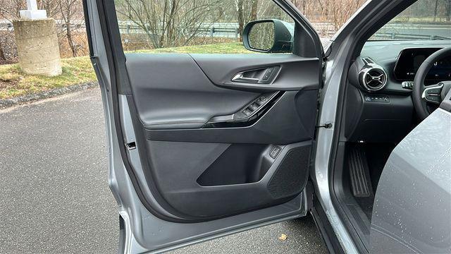 new 2026 Chevrolet Equinox car, priced at $33,216