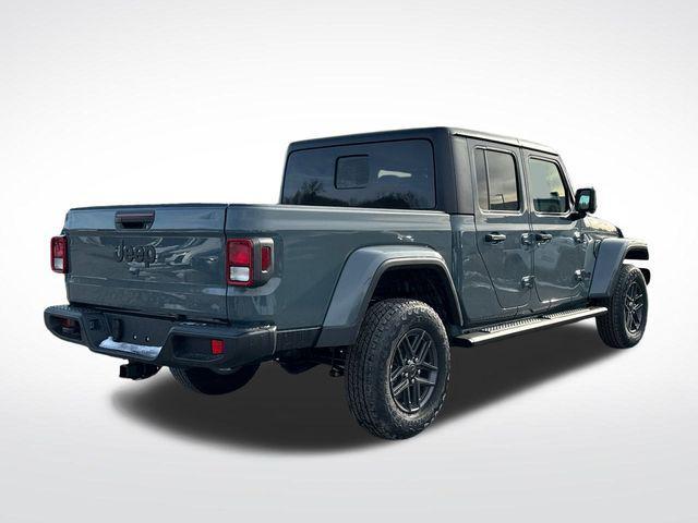 new 2026 Jeep Gladiator car, priced at $47,034