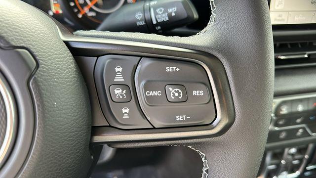 new 2026 Jeep Gladiator car, priced at $47,034