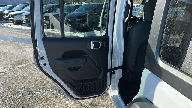 new 2026 Jeep Wrangler car, priced at $45,122