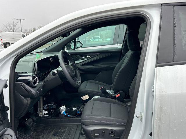 new 2025 Chevrolet Blazer car, priced at $51,670