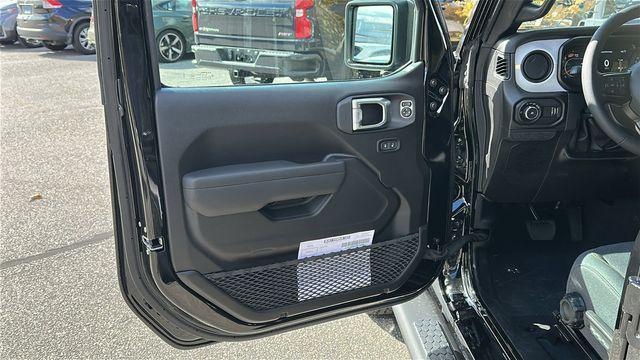 new 2026 Jeep Wrangler car, priced at $45,759