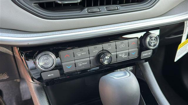 new 2026 Jeep Compass car, priced at $30,980