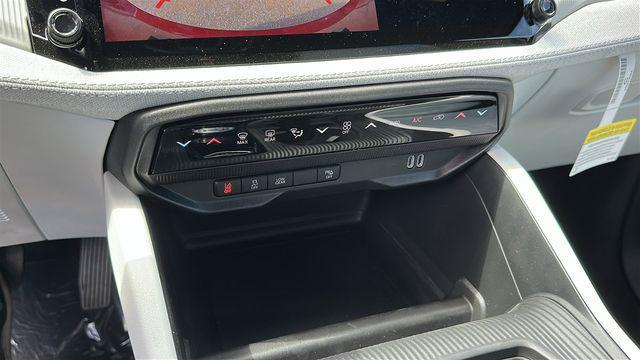 new 2026 Jeep Cherokee car, priced at $36,499