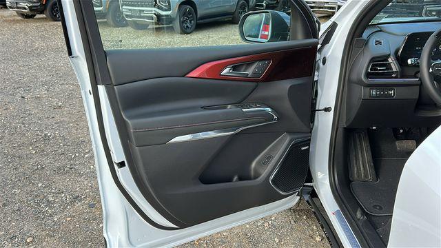 new 2026 Chevrolet Traverse car, priced at $56,540