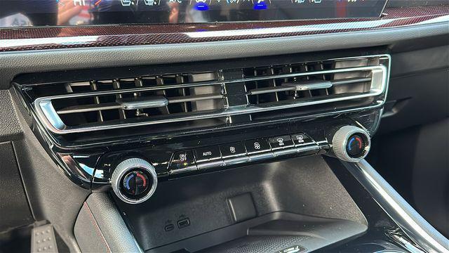 new 2026 Chevrolet Traverse car, priced at $56,540