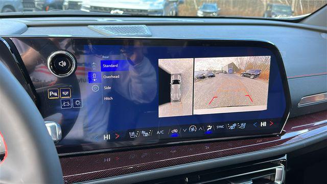 new 2026 Chevrolet Traverse car, priced at $56,540