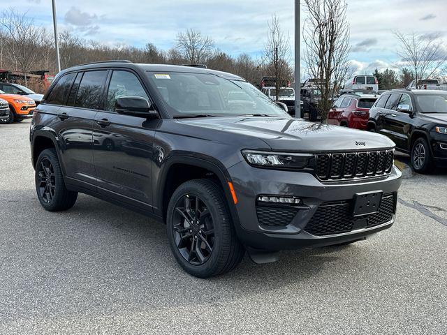 new 2025 Jeep Grand Cherokee car, priced at $47,999