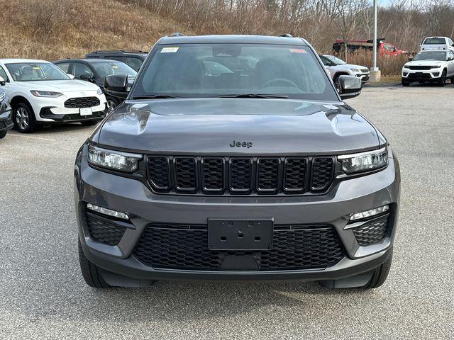 new 2025 Jeep Grand Cherokee car, priced at $47,999
