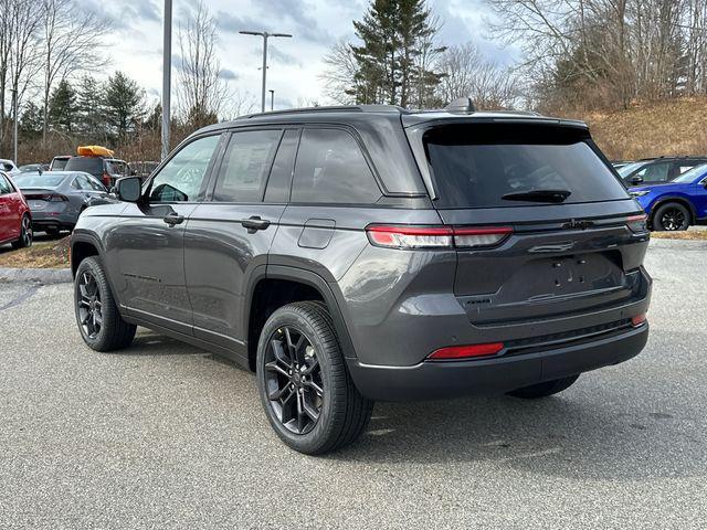 new 2025 Jeep Grand Cherokee car, priced at $47,999