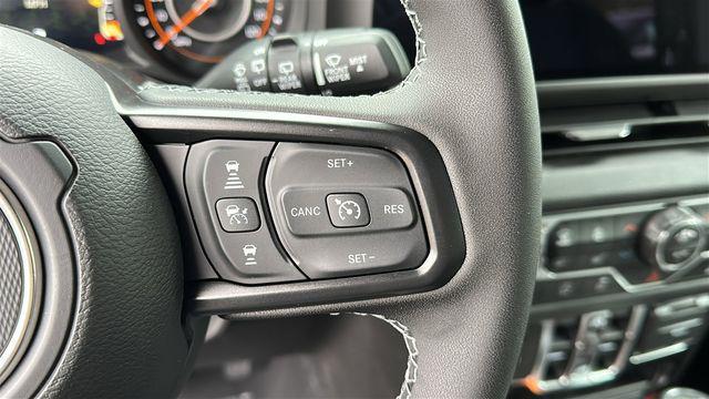 new 2026 Jeep Wrangler car, priced at $47,978