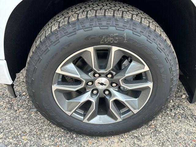 new 2026 Chevrolet Silverado 1500 car, priced at $52,220