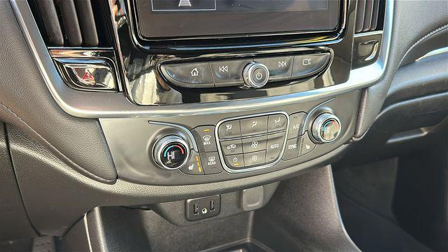 used 2023 Chevrolet Traverse car, priced at $26,695