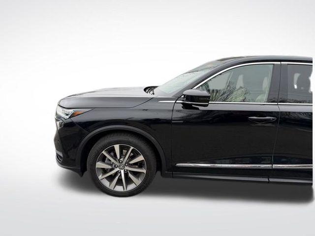 used 2025 Acura MDX car, priced at $49,797