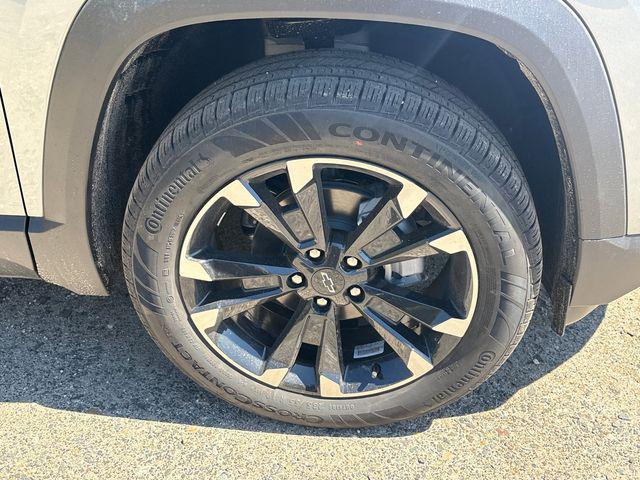 new 2026 Chevrolet Equinox car, priced at $37,016