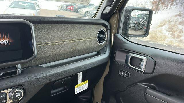 new 2026 Jeep Gladiator car, priced at $51,325