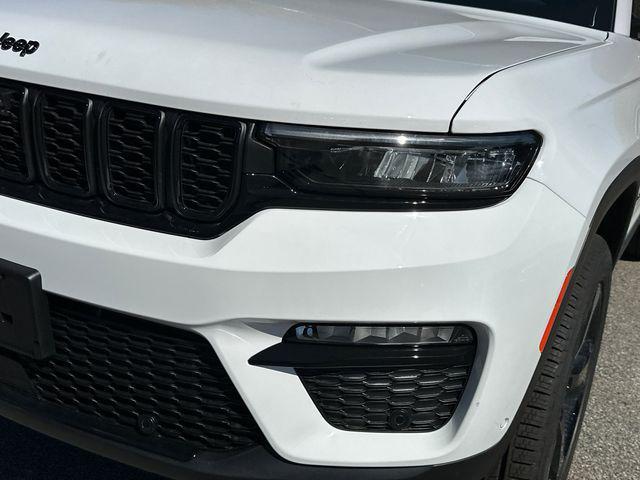 new 2025 Jeep Grand Cherokee car, priced at $48,029