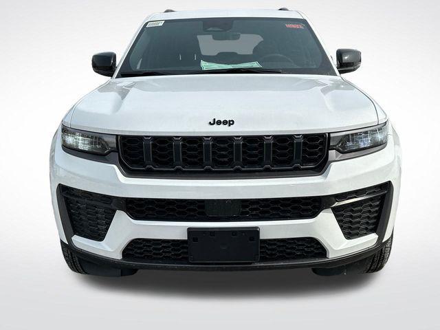 new 2026 Jeep Grand Cherokee car, priced at $46,120