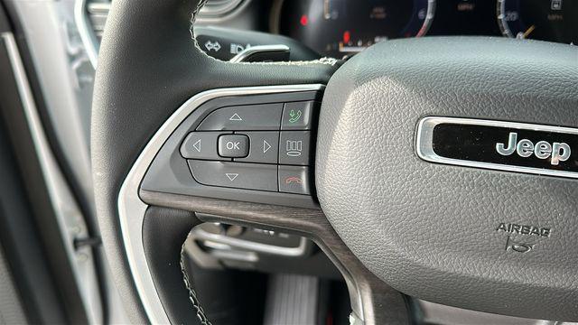 new 2026 Jeep Grand Cherokee car, priced at $46,120