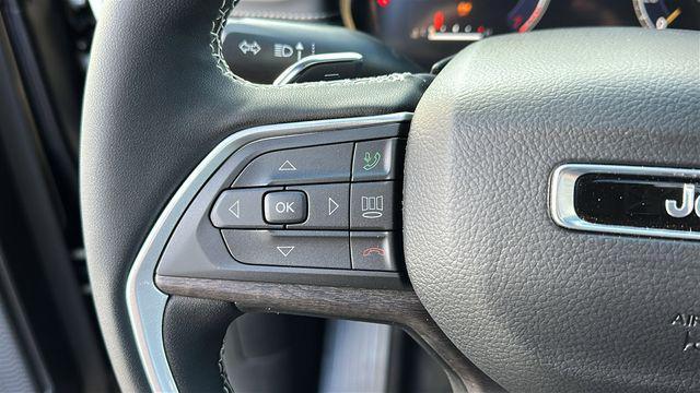 new 2025 Jeep Grand Cherokee car, priced at $48,565