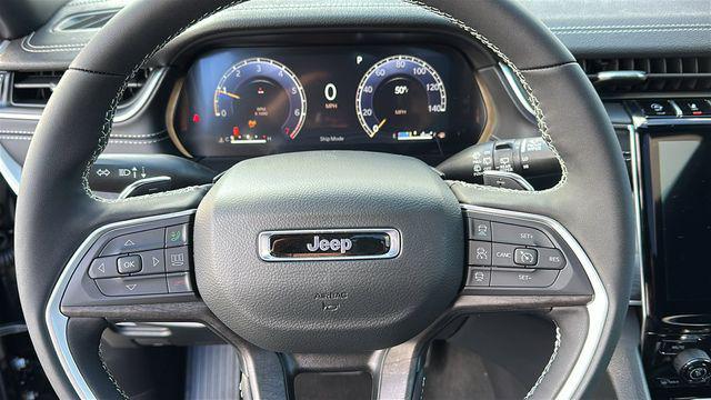 new 2025 Jeep Grand Cherokee car, priced at $48,565
