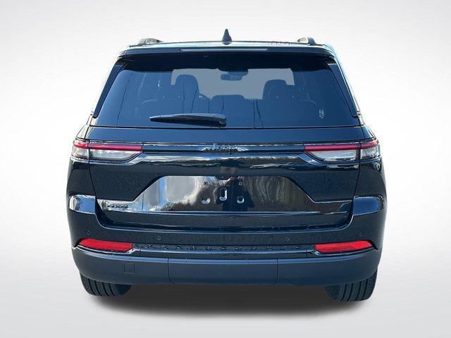 new 2025 Jeep Grand Cherokee car, priced at $45,233