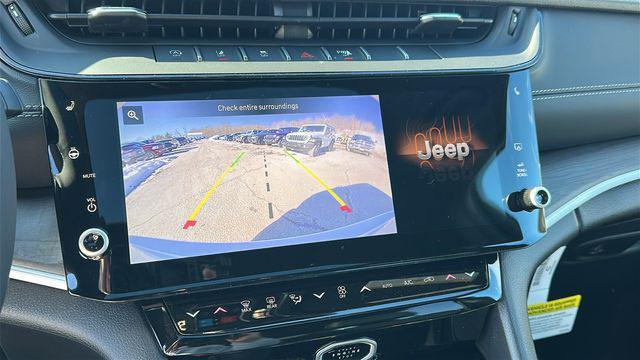 new 2026 Jeep Grand Cherokee car, priced at $45,853