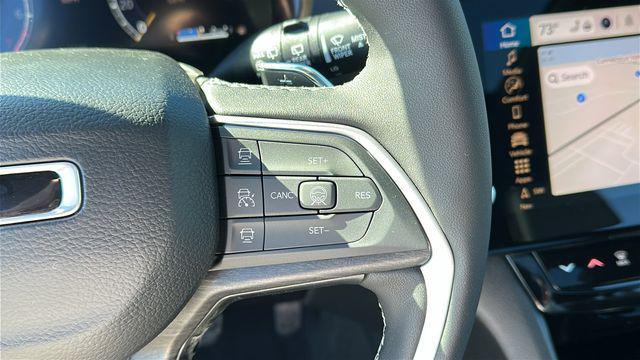 new 2026 Jeep Grand Cherokee car, priced at $45,853