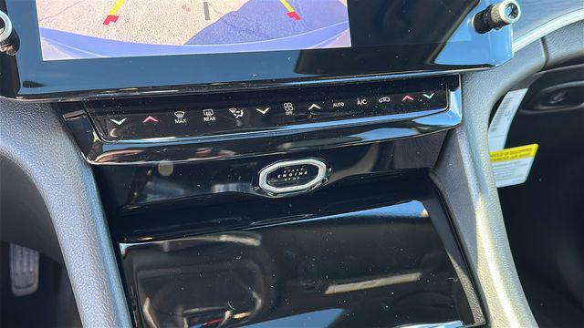 new 2026 Jeep Grand Cherokee car, priced at $45,853