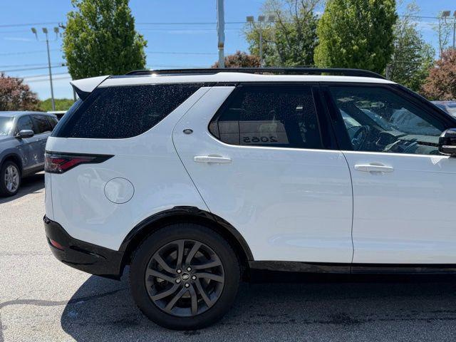 used 2021 Land Rover Discovery car, priced at $27,476