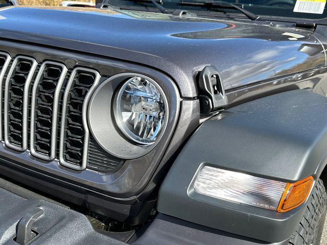 new 2026 Jeep Wrangler car, priced at $45,759