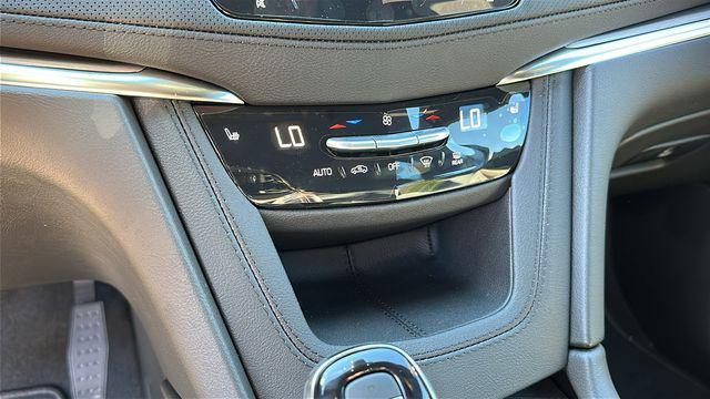 new 2025 Cadillac XT5 car, priced at $41,790