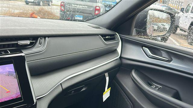 new 2026 Jeep Grand Cherokee L car, priced at $40,999